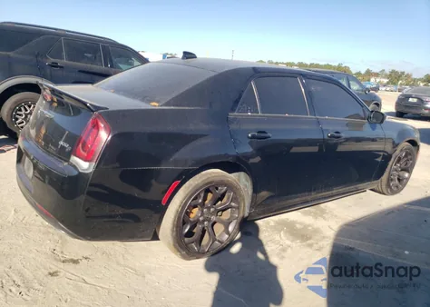 2020 Chrysler 300 S из США, поврежденный, VIN 2C3CCABT8LH239091